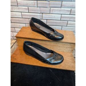 Lower East Side black flats size 7